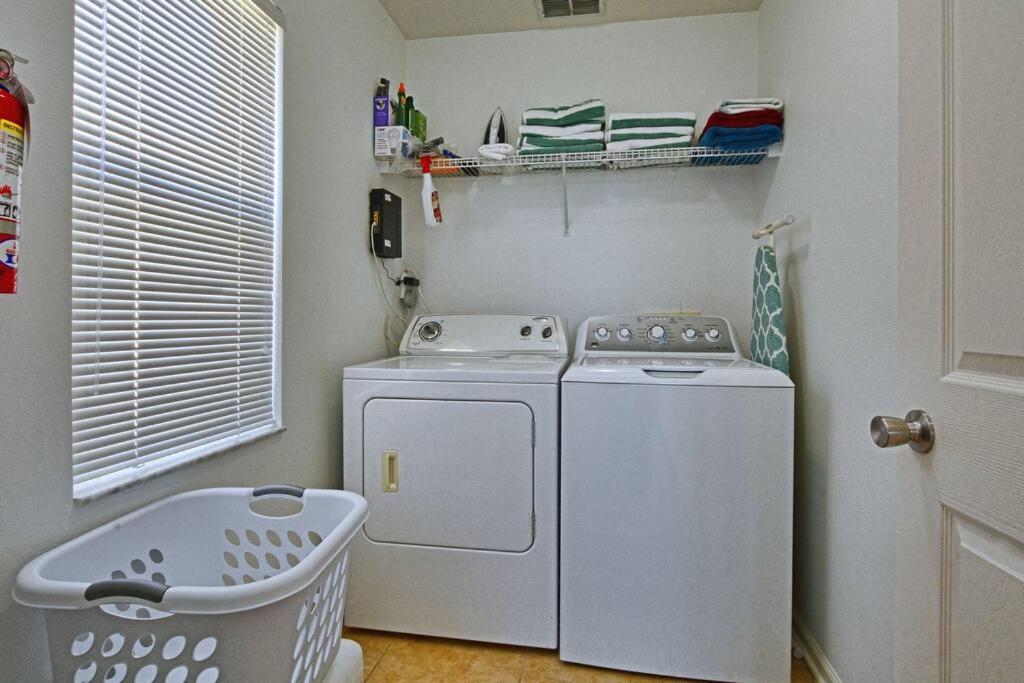 Pool Home In Famous Windsor Palms Resort 4 Miles To Disney, Free Resort Amenities كيسيمي المظهر الخارجي الصورة